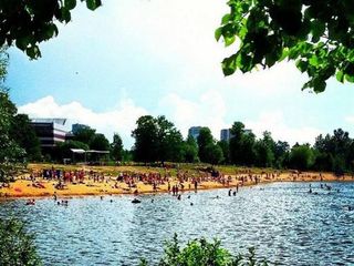 Просторная квартира 40м2 в красивом,зеленом раионе