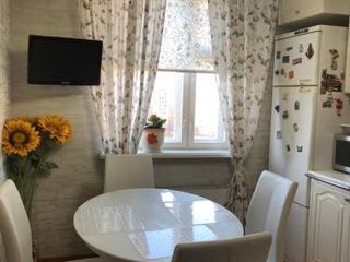 Elizabeth’s Apartment