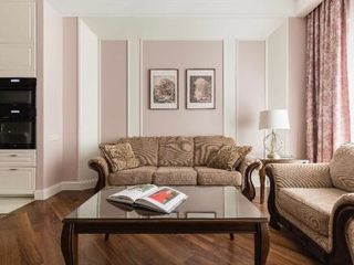 Montferran Apartment