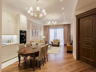 Montferran Apartment