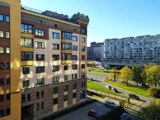 Pribaltiyskaya Apartment
