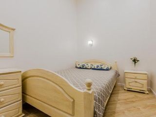 У Эрмитажа Современная квартира с 2мя спальнями