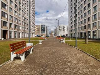 St Pete aparts, Cobalt Flat