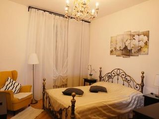 30 meters from Rubinstein st. and Nevsky Prospect