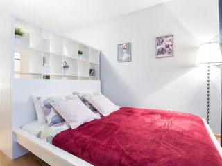 Scandi Panoramic Seaside Apartment