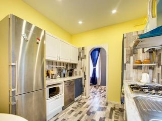 Apartments in the city center on Bolshoy Kazachiy 6