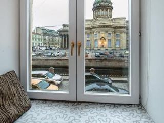 Designer apartment with a view of the Kazan Cathedral