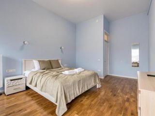 Four bedroom Apartment-5 комнатная квартира на Курляндскои