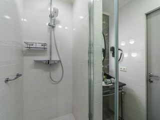Monro Apartments