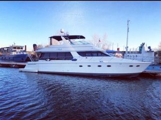 Яхта Carver 60 Miami