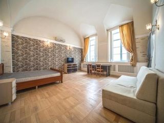 Apartment on Hermitage 2