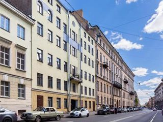 Alarchi apart