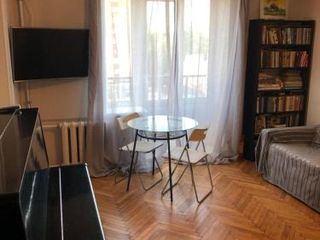 Apartment with two balconies 50 m from the metro station Leninsky prospekt