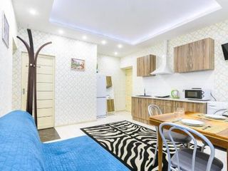 One Bedroom Apartment on Vladimirskaya - Евро-двухкомнатная квартира, 4 спальных места, RentHouse