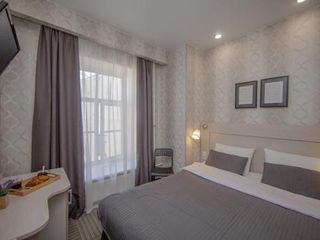 Sutki Rent у Дворцовои площади