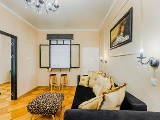 Loft Apartment on Ligovskiy
