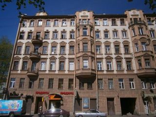 Квартира-студия практически в центре города 300 метров от метро Нарвская