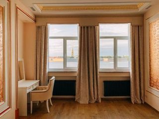 Апартаменты с видом на Петропавловскую крепость