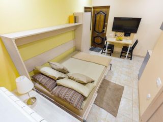 Апартаменты (15 m²) с 1 спальней(-ями) и 1 ванной(-ыми) комнатой(-ами) в районе Васильевский остров