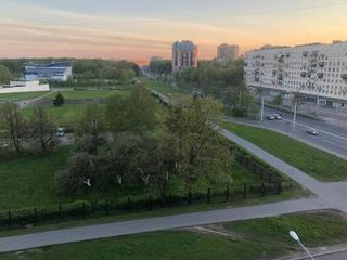 Большая квартира для дружнои компании, тихии раион, 20 минут до центра
