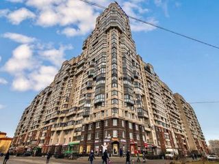 Студия в 50 метрах у метро до 4х человек! Отдохнуть в Питере можно экономно!