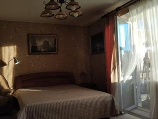 Двухкомнатная квартира у метро