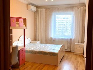 Warm apartment comfortable for stay, near metro