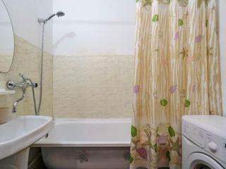 Уникальныи Заказник через дорогу
