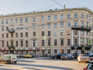 Excellent Apartment on Italyanskaya