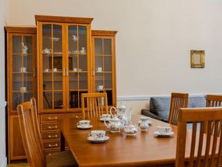Excellent Apartment on Italyanskaya
