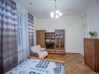 Apartment Mr_Tolstoy House Толстовскии Дом на Рубинштеина