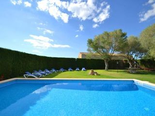 Lovely Holiday Home in Vilafranca de Bonany with Pool and large garden