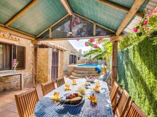 Port d'Alcudia Holiday Home Sleeps 6 with Pool Air Con and WiFi