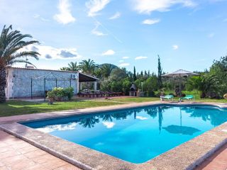 Villa Lucas - Quiet Area, Well Equipped