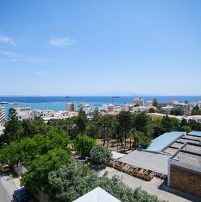 NearBy Hotel