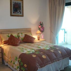 NearBy Hotel