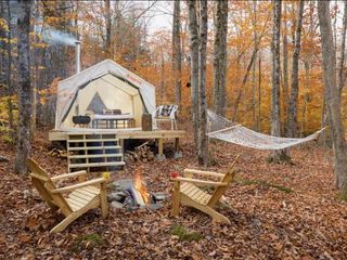 Фото отеля Tentrr Signature Site - Camping in the Woods of the Berkshires