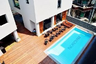 Hotel Photo 11