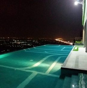 NearBy Hotel