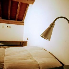 NearBy Hotel