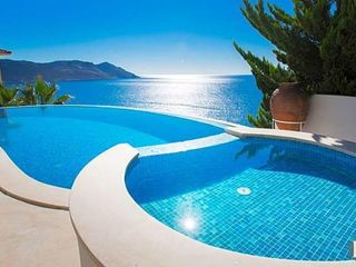Фото отеля Yenikoy Villa Sleeps 10 Pool Air Con WiFi