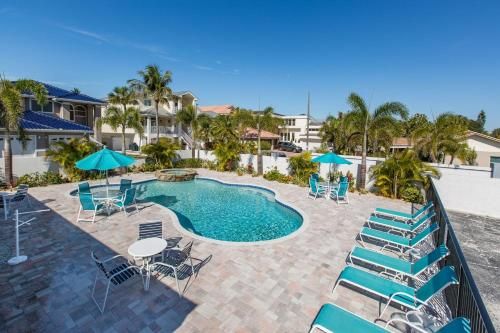 Photo of Gulf Sunset Oasis - Beach Front apts