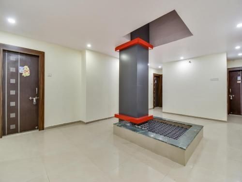 Capital O NAG516 Hotel Lake View