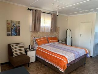 Hotel pic Furnished self-catering bedsitter