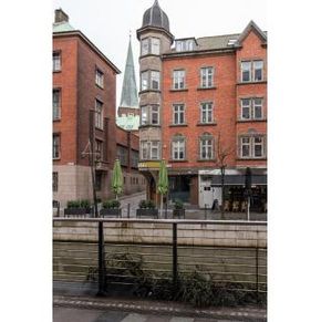 NearBy Hotel