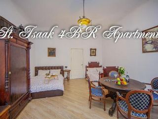 St Isaak 4BR Apartment