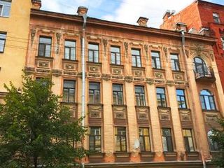 Петербургская Зеркальная Гостиная ждет вас!
