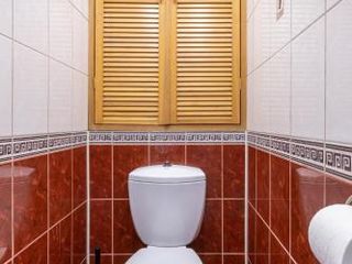Full Houzz на площади Мужества