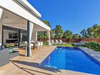 Beach Villa Mel