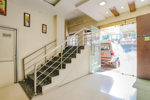 OYO 79068 KEK Accommodation Stays